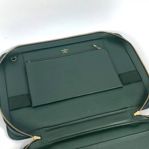LOUIS VUITTON M30064 Taiga Baltic Document Bag Briefcase Hand Bag Business bag - Picture 13 of 16